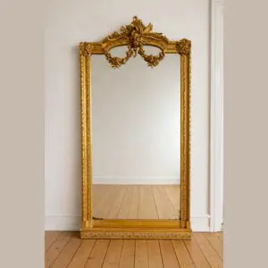 Stor fransk spegel i antik stil – köpt i Frankrike