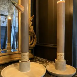 Liten ljushållare / ljusfat i ljus stenlook