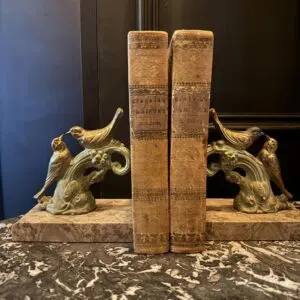 Franska dekorativa bokstöd i marmor & metall – fågelmotiv, par