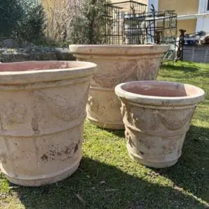 Terracottakrukor i tre storlekar