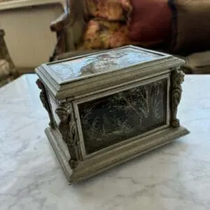 Fransk dekorativ smyckesask / skrin – romantisk vintage